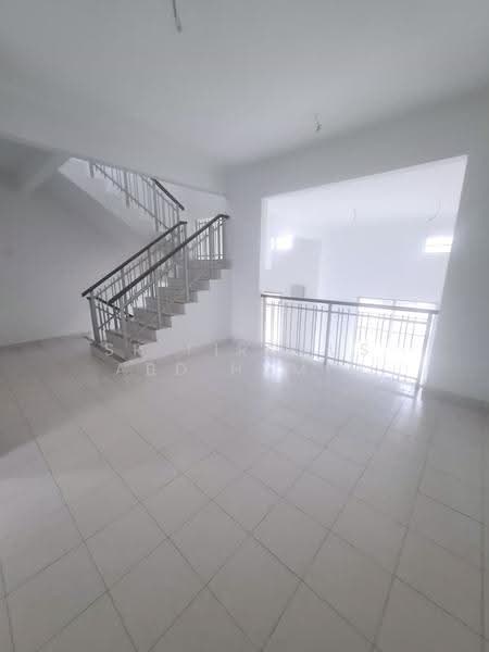2.5-storey Terraced House for Sale in Taman Puncak Saujana (Kajang) - Sr Firdaus Abd Hamid - Living Area - PropertyGuru.com.my