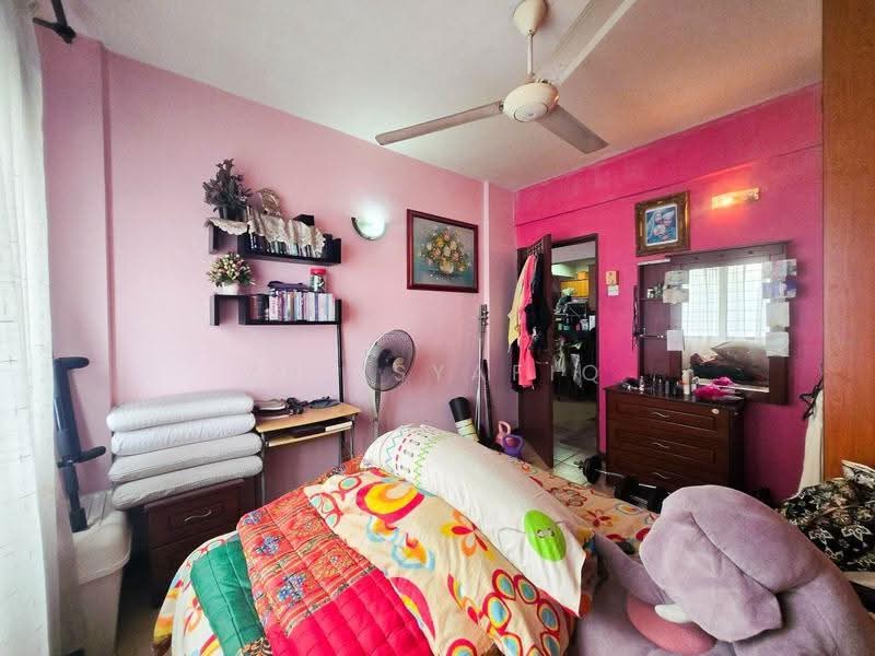 Rumah Flat untuk Dijual di Desa Tasik Fasa 6B - Zul Syafiq - Bedroom - PropertyGuru.com.my