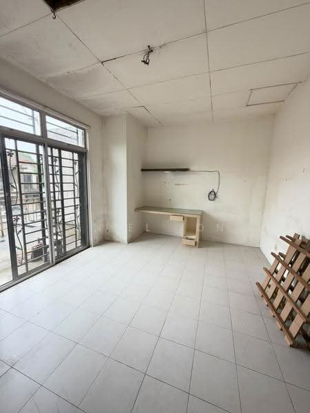 2-storey Terraced House for Sale in Taman Scientex Pasir Gudang (Pasir Gudang) - Daniel Yong - Interior - PropertyGuru.com.my