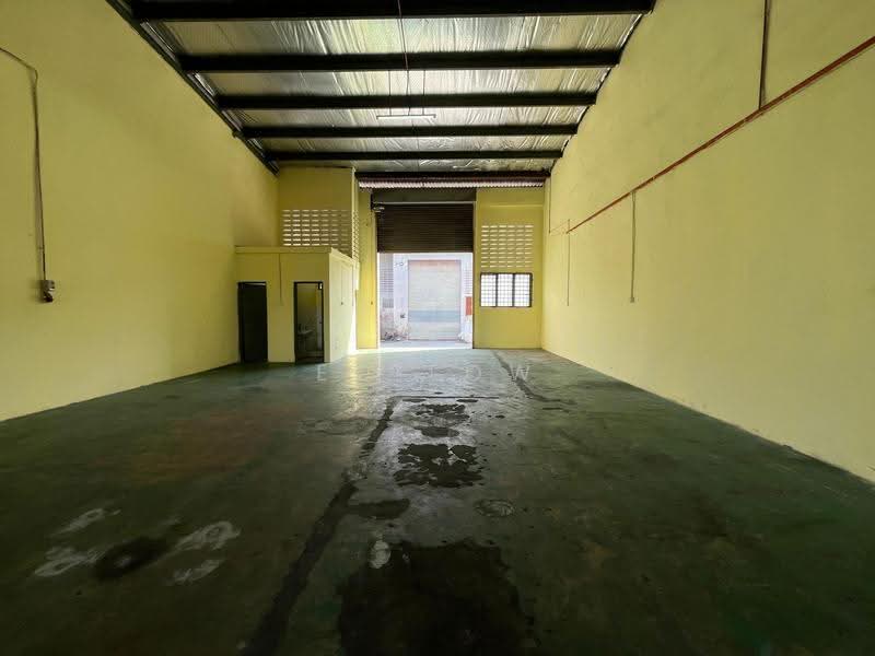 Factory for Rent in Nilai (Negeri Sembilan) - EC Low - Interior - PropertyGuru.com.my