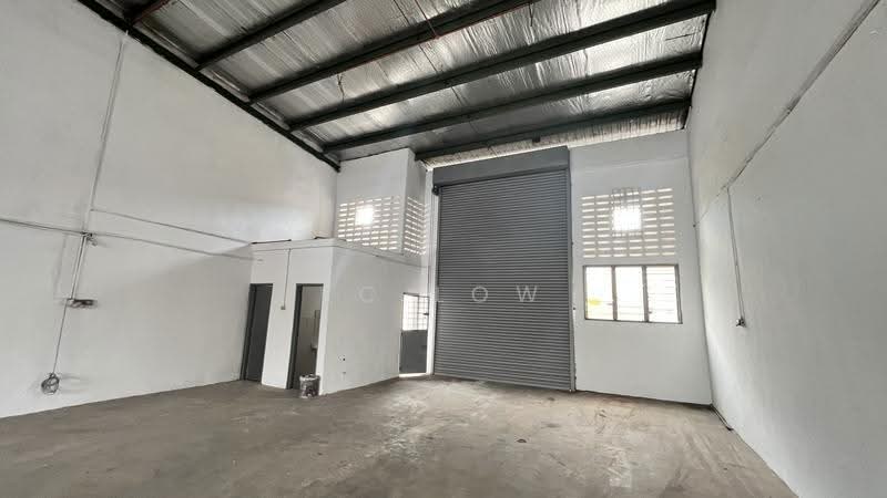 Factory for Rent in Nilai (Negeri Sembilan) - EC Low - Interior - PropertyGuru.com.my