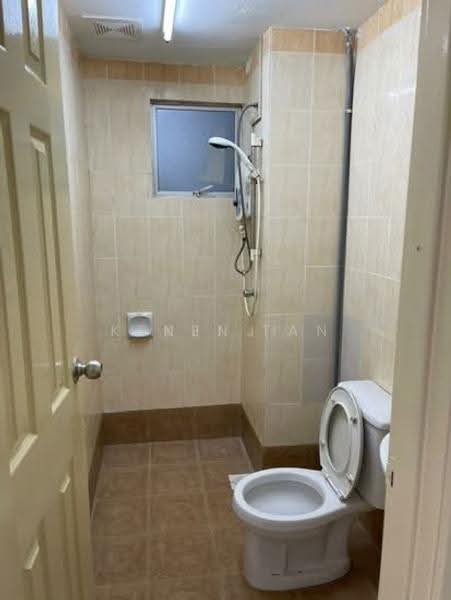 Kondominium untuk Disewa di Suriamas - Kenji Tan - Bathroom - PropertyGuru.com.my