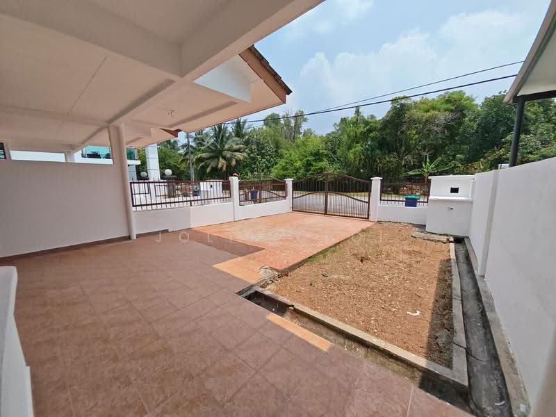 2-storey Terraced House for Sale in TAMAN PUCHONG UTAMA (Puchong) - Jolin Choi - Exterior - PropertyGuru.com.my