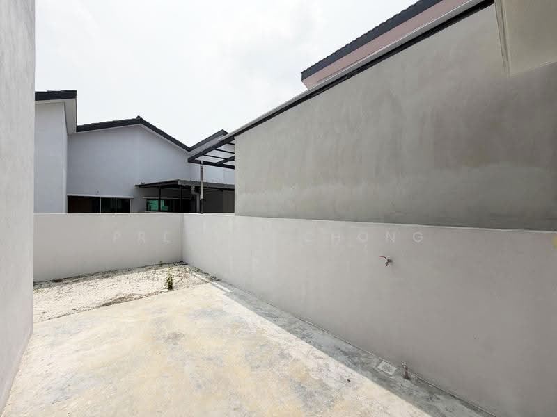 Semi-Detached House for Sale in Kampar (Perak) - Presley Chong - Backyard - PropertyGuru.com.my
