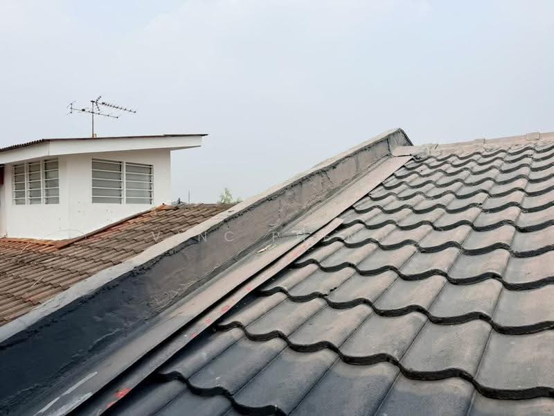 Rumah Teres 1-Tingkat untuk Dijual di Bukit Baru (Melaka) - Vinc Pheng - Roof - PropertyGuru.com.my