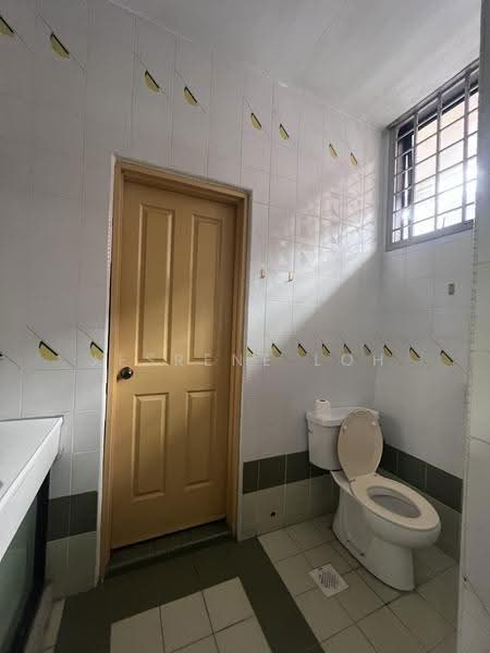 2-storey Terraced House for Sale in Taman Suria (Johor Bahru) - Jesrene Loh - Bathroom - PropertyGuru.com.my