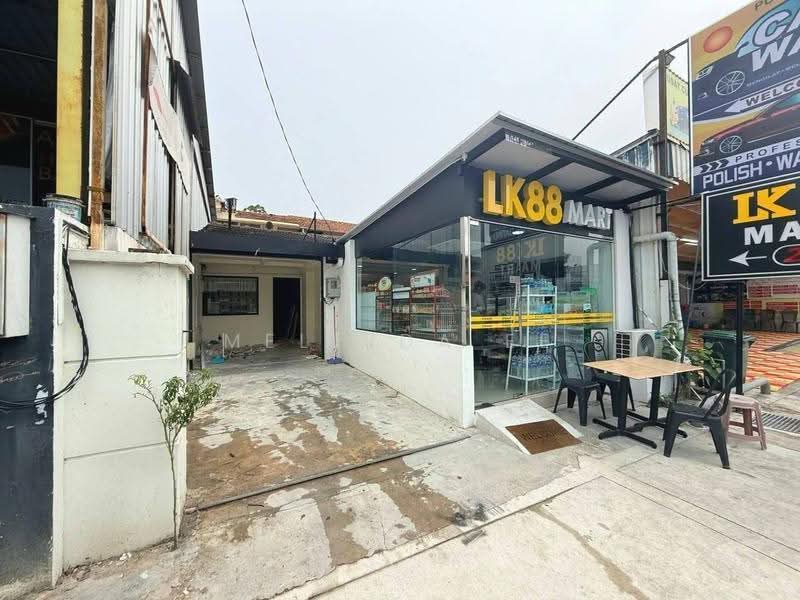 1-storey Terraced House for Rent in Taman Abad (Johor Bahru) - Melinda Ee - Exterior - PropertyGuru.com.my