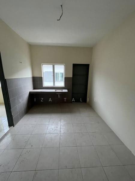 Rumah Teres 1-Tingkat untuk Dijual di Teluk Intan (Perak) - Iza Talib - Kitchen - PropertyGuru.com.my