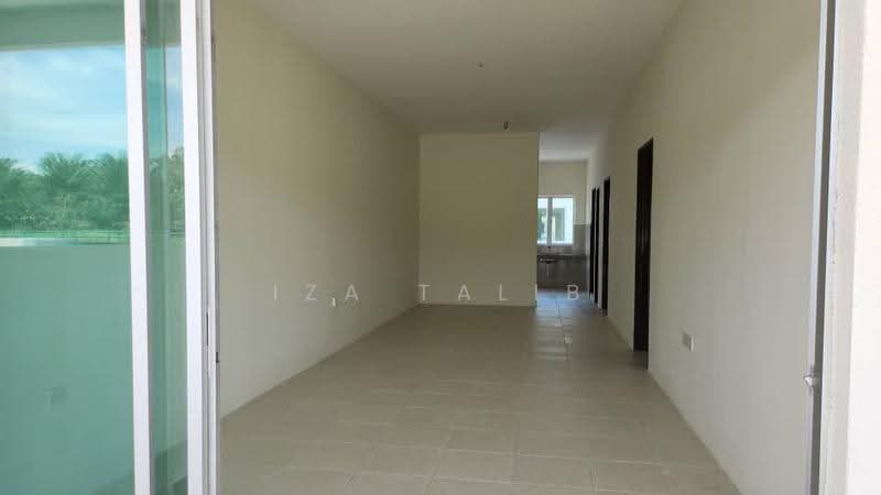Rumah Teres 1-Tingkat untuk Dijual di Teluk Intan (Perak) - Iza Talib - Living Room - PropertyGuru.com.my