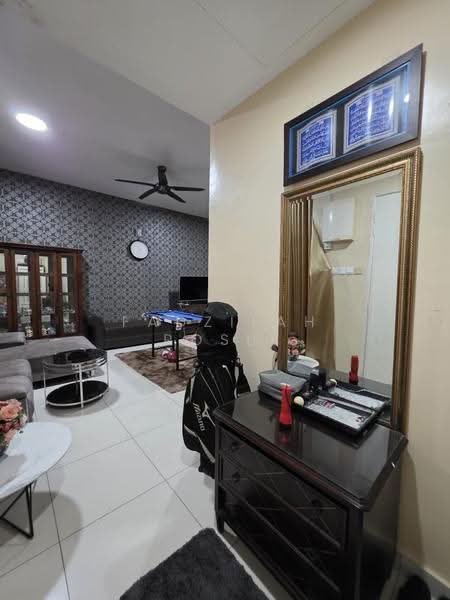 2.5-storey Terraced House for Sale in Gombak (Kuala Lumpur) - Fadzilah Rosli - Living Room - PropertyGuru.com.my
