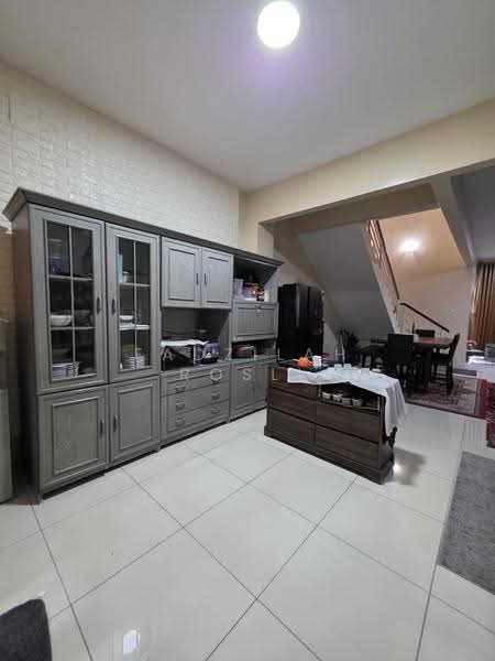 2.5-storey Terraced House for Sale in Gombak (Kuala Lumpur) - Fadzilah Rosli - Dining Room - PropertyGuru.com.my