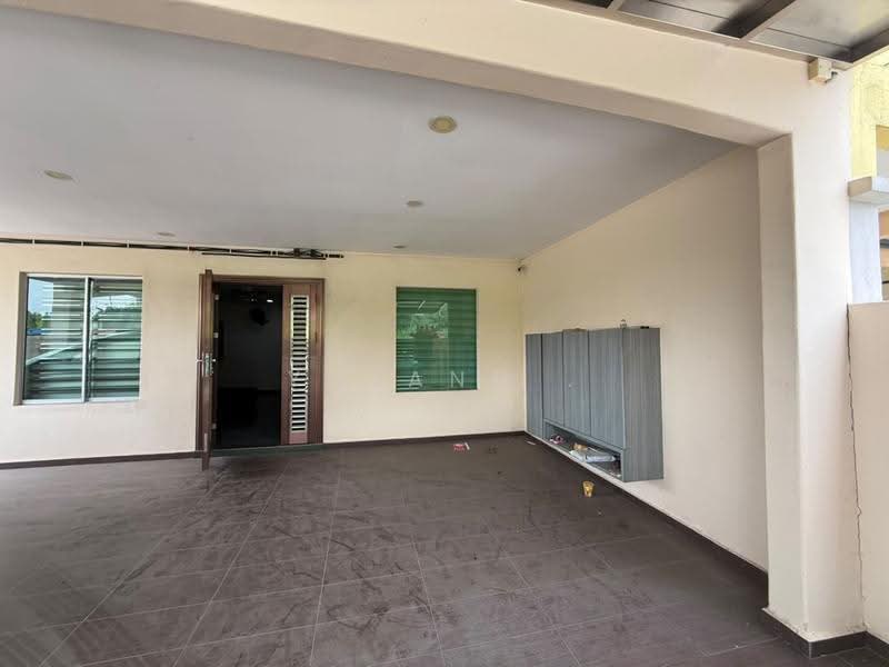 Rumah Teres untuk Disewa di Taman Nusa Perintis 2 (Iskandar Puteri (Nusajaya)) - Yoland . - Entrance - PropertyGuru.com.my