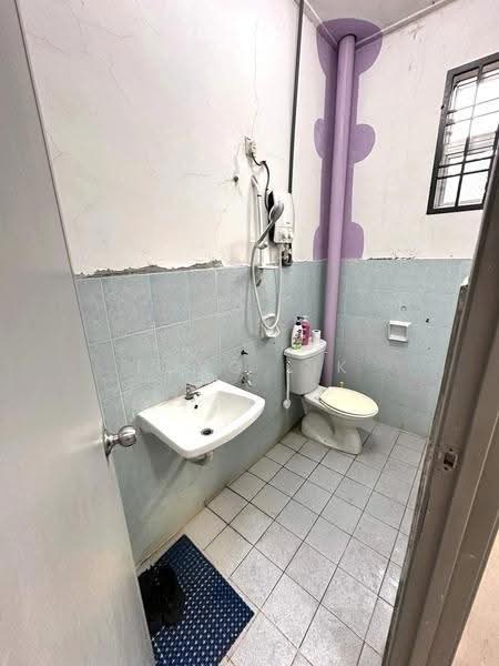 Rumah Teres 2-Tingkat untuk Dijual di Taman Nusa Indah (Iskandar Puteri (Nusajaya)) - Fong Lik - Bathroom - PropertyGuru.com.my