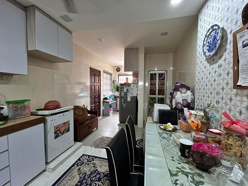 Rumah Berkembar untuk Dijual di Taman Delima 2 (Tebrau) - Ashley Goh - Kitchen - PropertyGuru.com.my