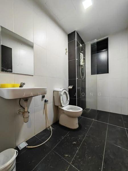 Service Residence for Rent at The Garden Residences - Janlly Jong - Bathroom - PropertyGuru.com.my