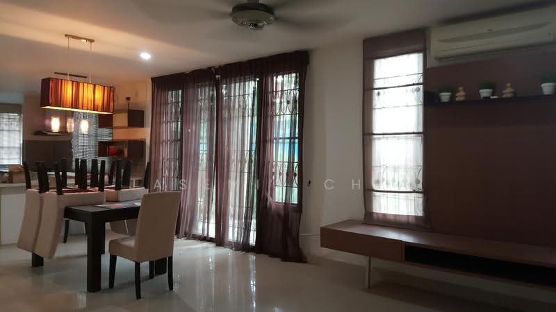 3-storey Terraced House for Sale in Laman Rimbunan (Kepong) - Jasemin Chia - Dining Room - PropertyGuru.com.my