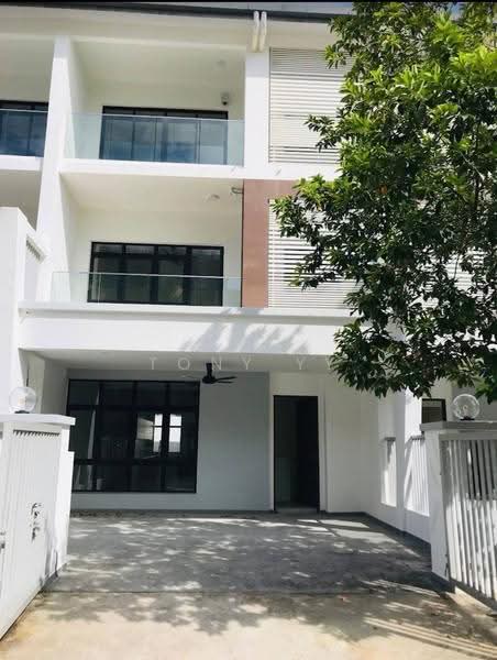 Rumah Teres 2.5-Tingkat untuk Dijual di Bangi (Selangor) - Tony YY - Exterior - PropertyGuru.com.my