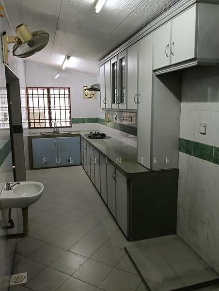 Rumah Berkembar untuk Dijual di Taman Serene (Johor Bahru) - Sue Jin Tee - Kitchen - PropertyGuru.com.my