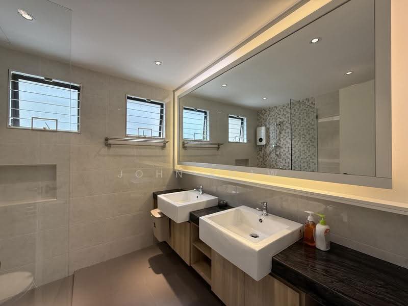 Rumah Teres 2-Tingkat untuk Dijual di Lakeside Residences (Puchong) - John Khaw - Bathroom - PropertyGuru.com.my