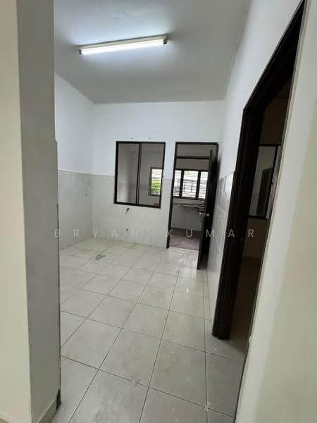 Rumah Teres 2-Tingkat untuk Dijual di Bandar Puteri Klang (Klang) - Bryan Kumar - Kitchen - PropertyGuru.com.my