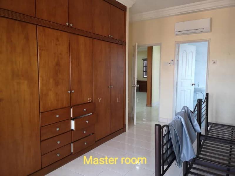 Kondominium untuk Disewa di Evergreen Park Scot Pine - SY Lee - Master Bedroom - PropertyGuru.com.my