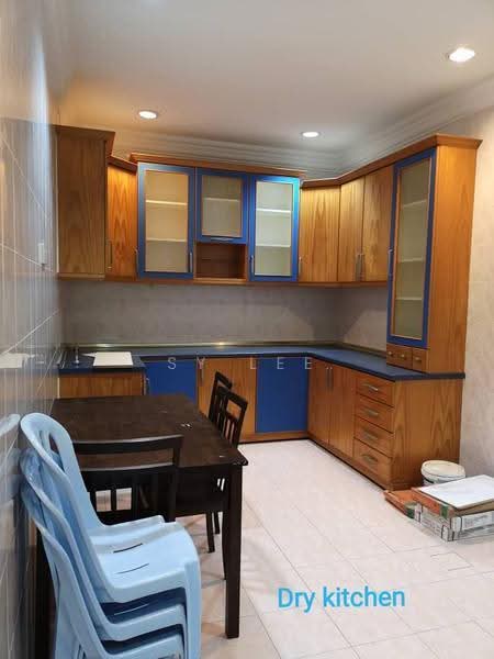 Kondominium untuk Disewa di Evergreen Park Scot Pine - SY Lee - Kitchen - PropertyGuru.com.my