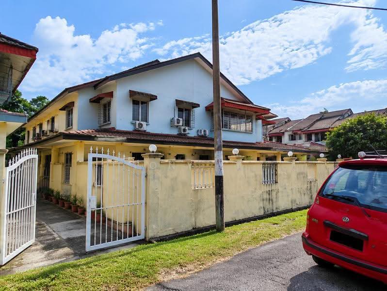 Townhouse for Sale in Taman Pandan Indah (Ampang) - Tony YY - Exterior - PropertyGuru.com.my