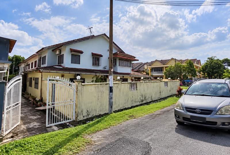 Townhouse for Sale in Taman Pandan Indah (Ampang) - Tony YY - Exterior - PropertyGuru.com.my