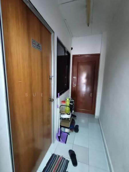 1-storey Terraced House for Rent in Taman Serene (Johor Bahru) - Sue Jin Tee - Entrance - PropertyGuru.com.my