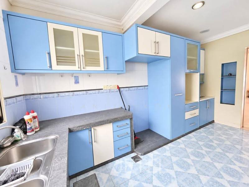 2-storey Terraced House for Sale in Bandar Bukit Tinggi (Klang) - Daniel Kok - Kitchen - PropertyGuru.com.my