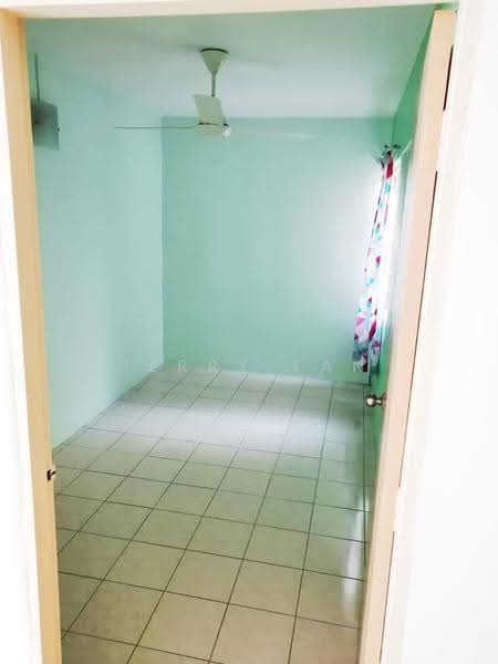 Rumah Flat untuk Disewa di Desa Putra - Jerry Tan - Interior - PropertyGuru.com.my