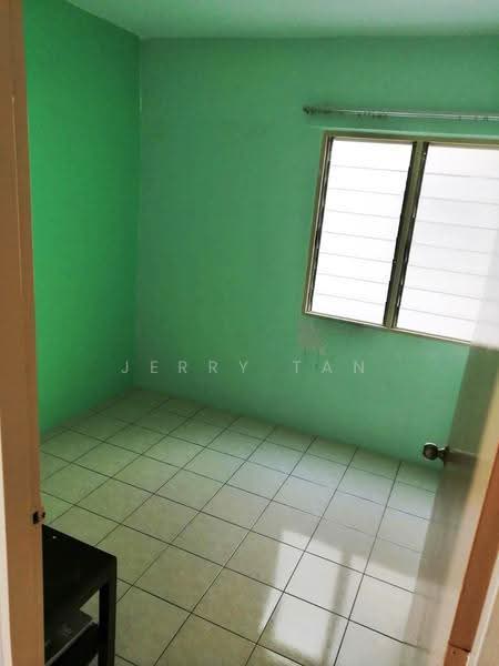 Rumah Flat untuk Disewa di Desa Putra - Jerry Tan - Interior - PropertyGuru.com.my