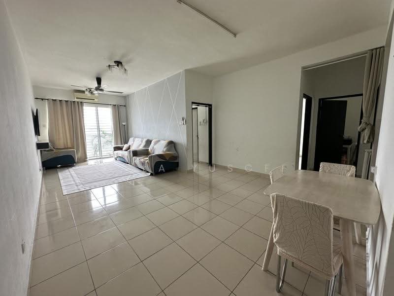 Condominium for Sale at Pearl Avenue - DILLA YUSOFF - Living Room - PropertyGuru.com.my