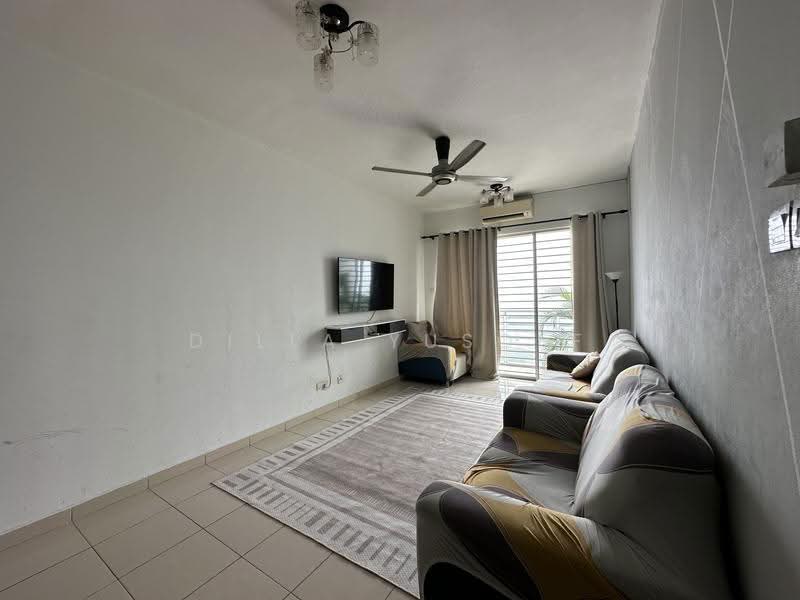 Condominium for Sale at Pearl Avenue - DILLA YUSOFF - Living Room - PropertyGuru.com.my