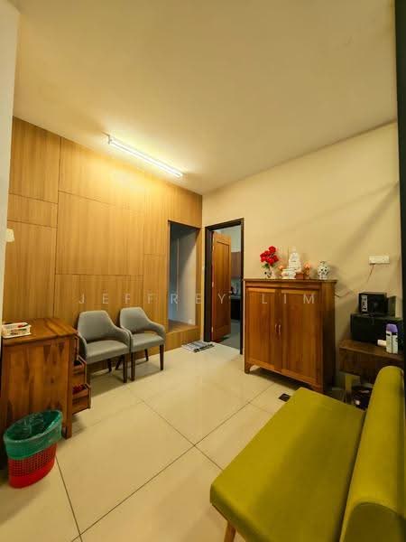 Link Bungalow for Sale in Taman Adda Heights (Tebrau) - Jeffrey Lim - Living Room - PropertyGuru.com.my