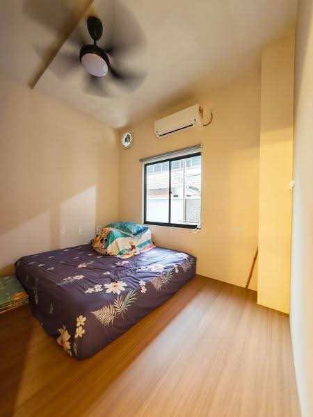 Link Bungalow for Sale in Taman Adda Heights (Tebrau) - Jeffrey Lim - Bedroom - PropertyGuru.com.my
