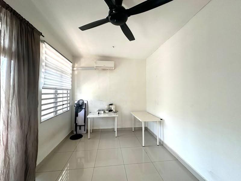 Rumah Bandar untuk Disewa di Bandar Saujana Putra (Tanjong Duabelas) - Amirruddin . - Study - PropertyGuru.com.my