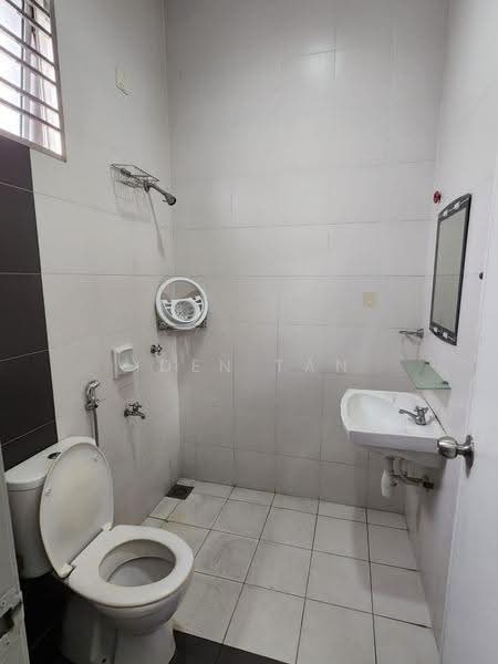 2-storey Terraced House for Sale in Setia Tropika (Johor Bahru) - Iden Tan - Bathroom - PropertyGuru.com.my