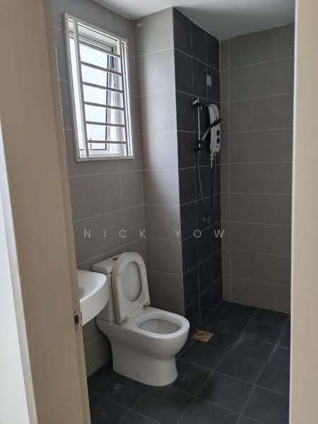 Kondominium untuk Disewa di Berlian Setapak Residency - Nick Yow - Bathroom - PropertyGuru.com.my