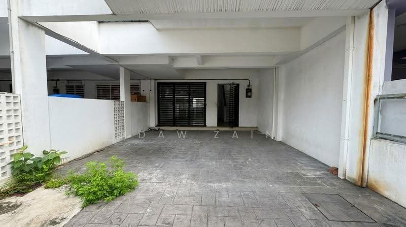 2-storey Terraced House for Sale in Taman Bayu Emas (Klang) - Adaw Zain - Exterior - PropertyGuru.com.my