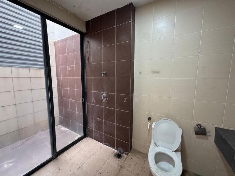 2-storey Terraced House for Sale in Taman Bayu Emas (Klang) - Adaw Zain - Bathroom - PropertyGuru.com.my