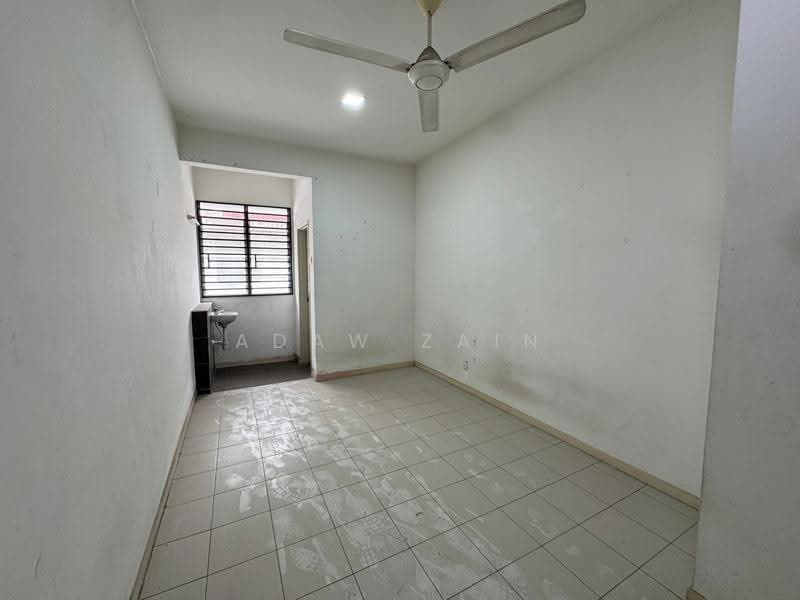 2-storey Terraced House for Sale in Taman Bayu Emas (Klang) - Adaw Zain - Interior - PropertyGuru.com.my