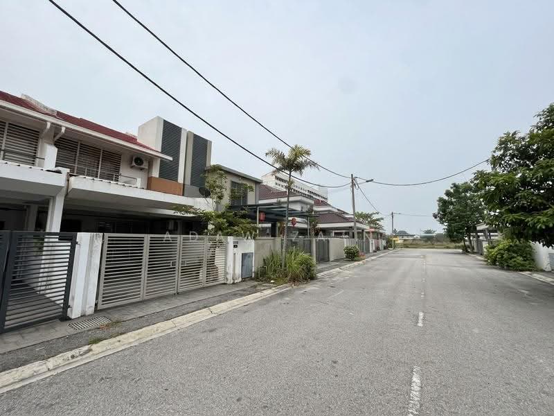 2-storey Terraced House for Sale in Taman Bayu Emas (Klang) - Adaw Zain - Exterior - PropertyGuru.com.my