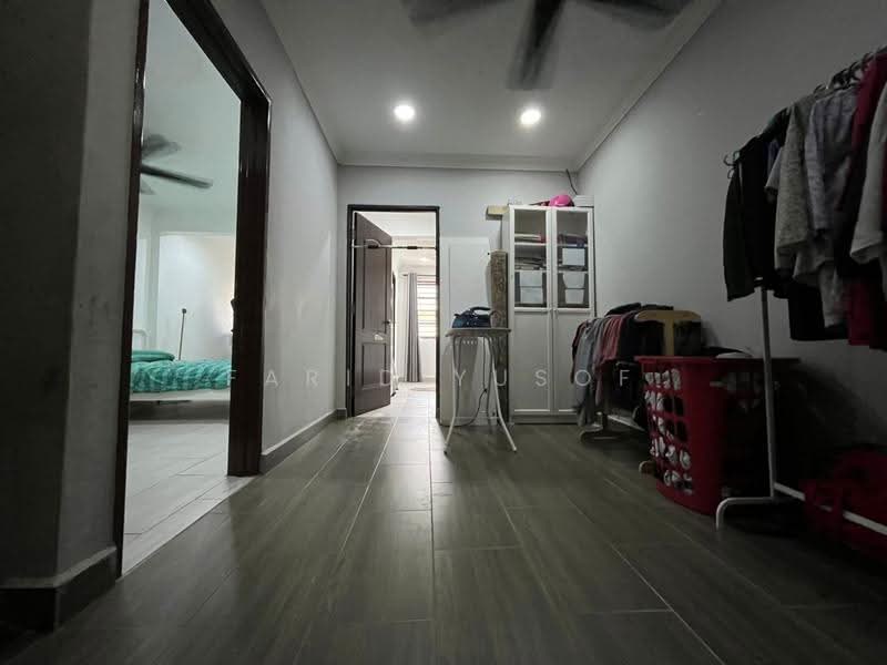 Rumah Teres 2-Tingkat untuk Dijual di Bandar Bukit Puchong (Puchong) - Farid Yusof - Corridor - PropertyGuru.com.my