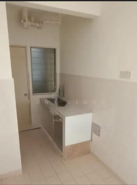 Service Residence for Sale at Suria Kinrara - Tony Leong - Kitchen - PropertyGuru.com.my