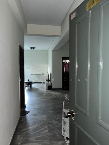 Kondominium untuk Disewa di Ridzuan Condominium - Darren Chan - Corridor - PropertyGuru.com.my