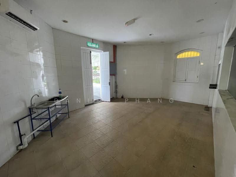 Kedai / Pejabat untuk Disewa di George Town (Penang) - Daniel Phang - Entrance - PropertyGuru.com.my