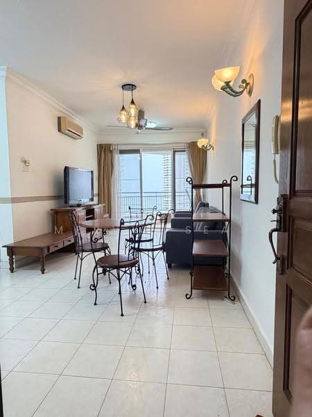 Kondominium untuk Dijual di Gurney Park Condominium - Mervyn Seah - Living Room - PropertyGuru.com.my