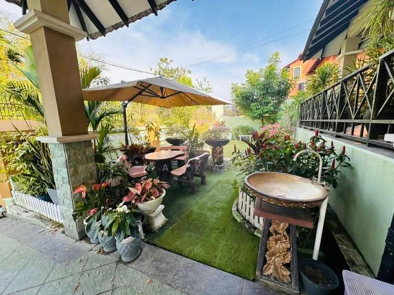 Bungalow House for Sale in Gombak (Selangor) - Lyna Kamil - PropertyGuru.com.my