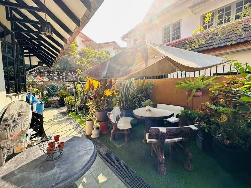 Bungalow House for Sale in Gombak (Selangor) - Lyna Kamil - PropertyGuru.com.my